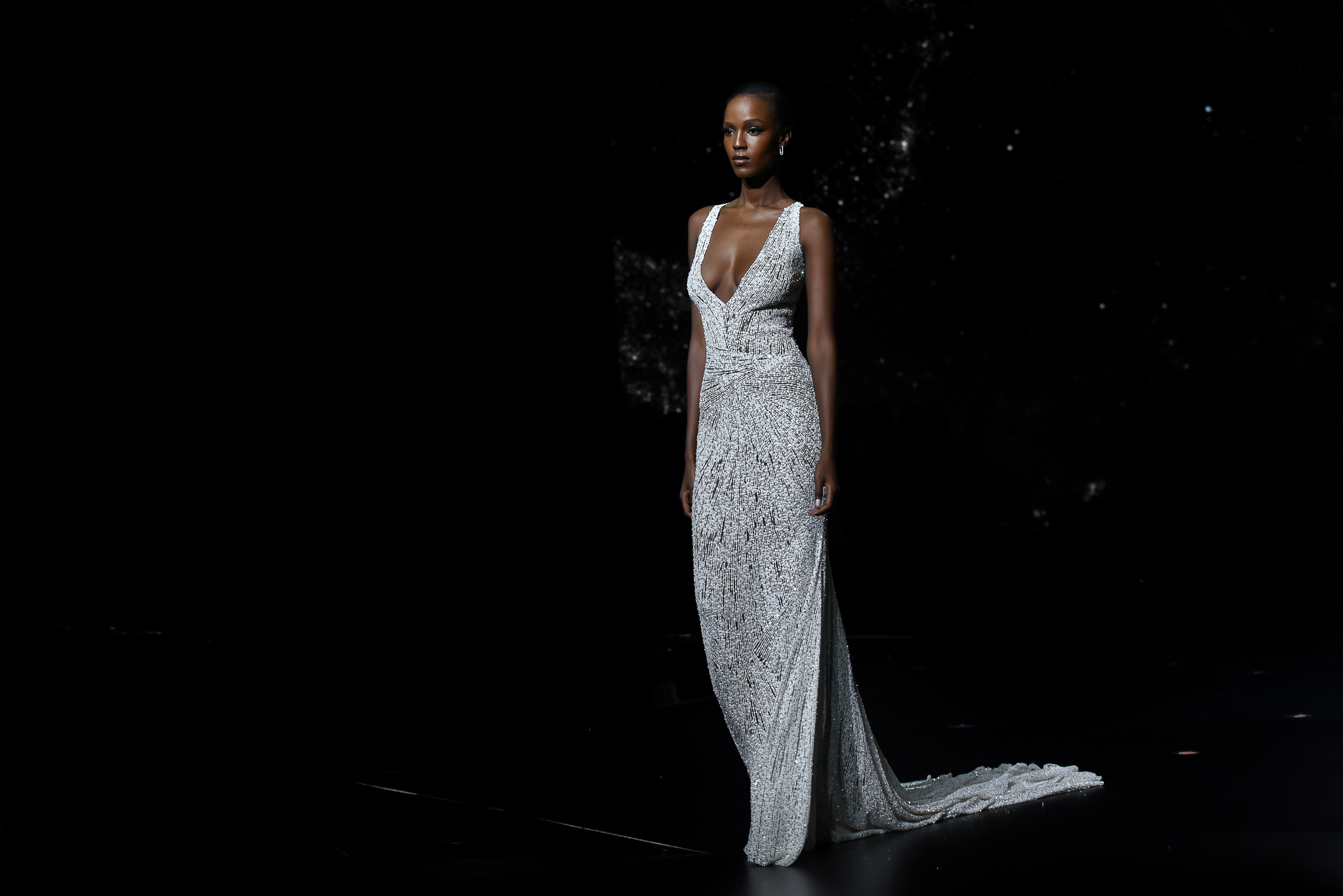 desfile pronovias beyond the stars