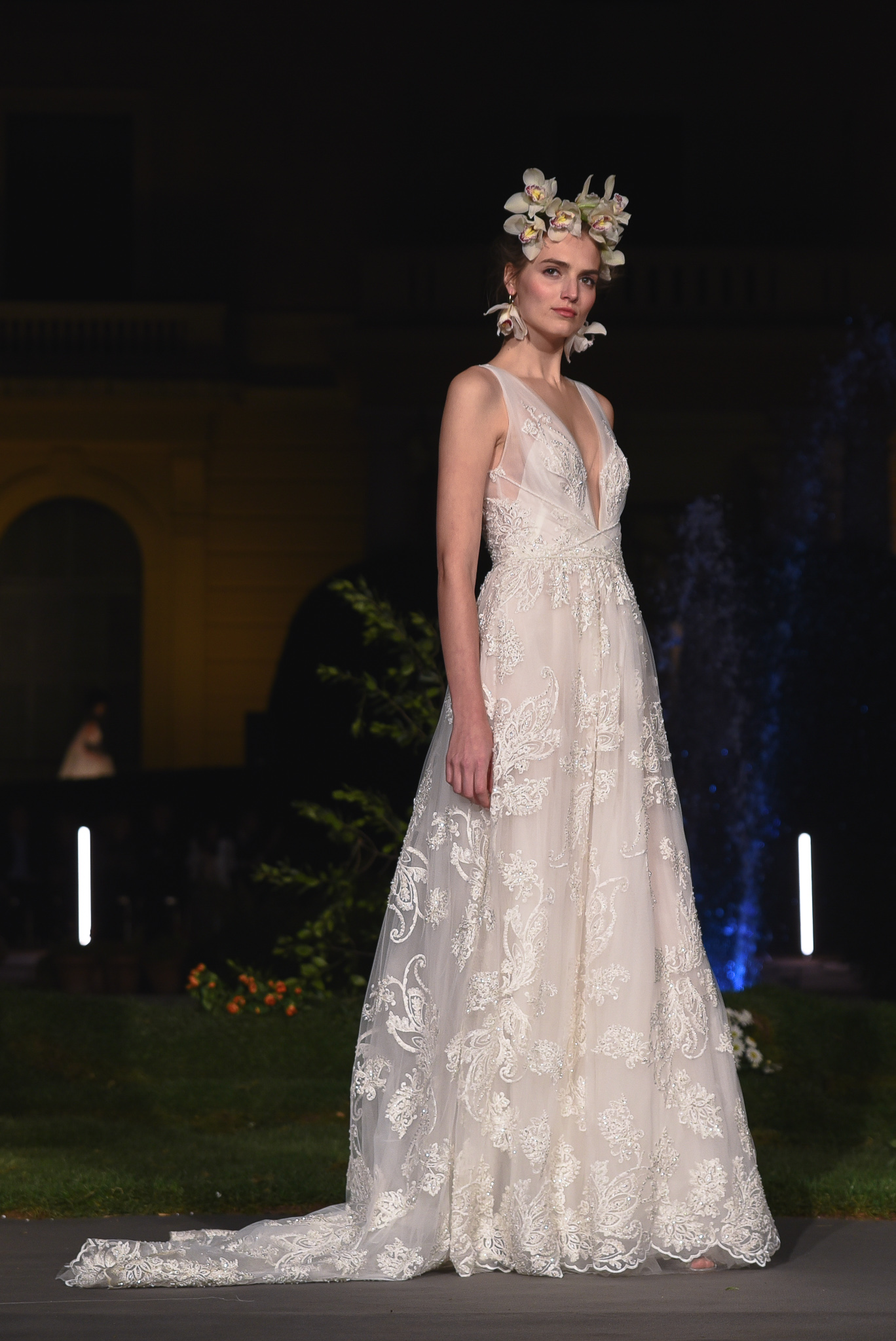 Marchesa VBBFW novia
