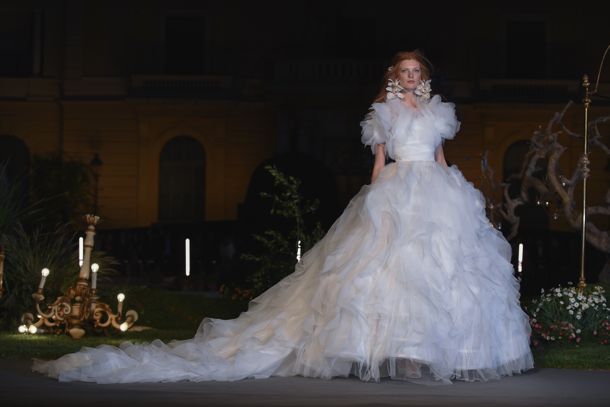 Marchesa VBBFW novia