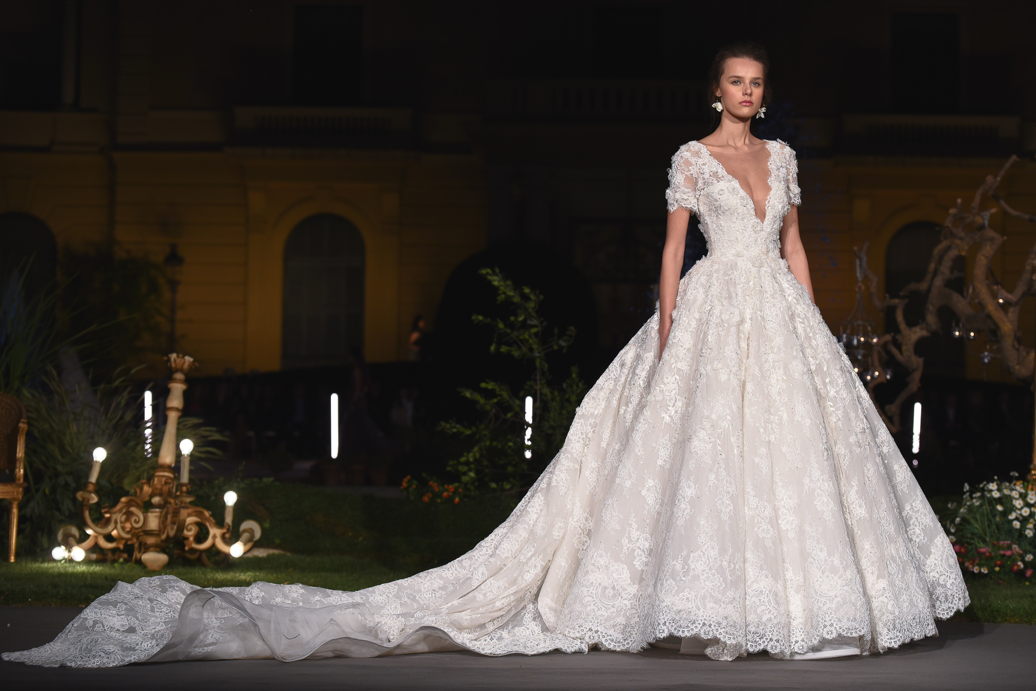 Marchesa VBBFW novia