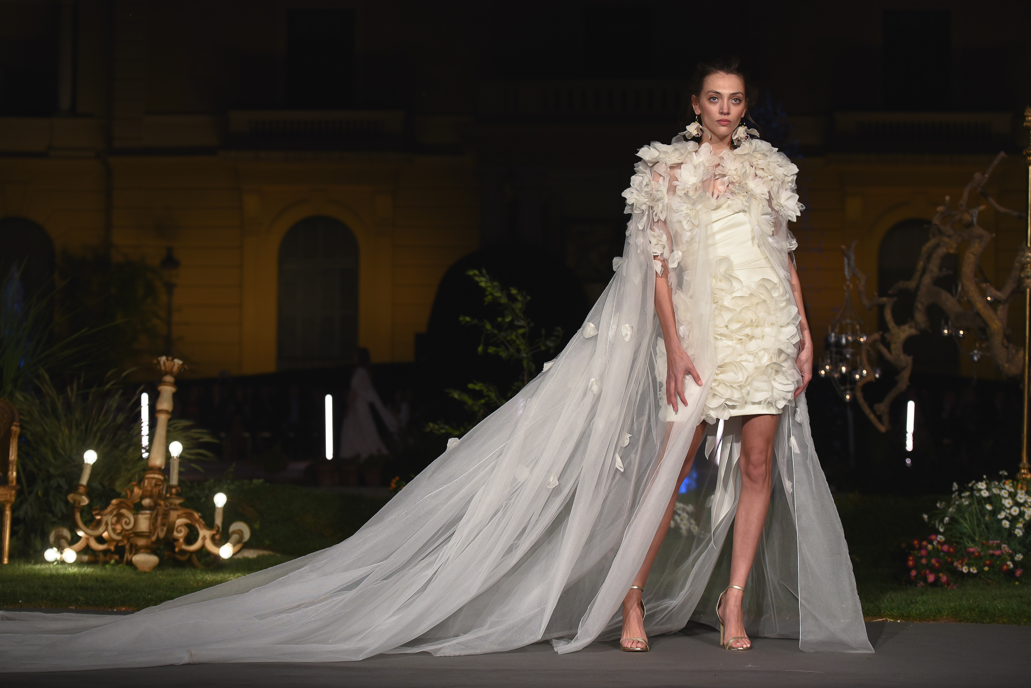 Marchesa VBBFW novia