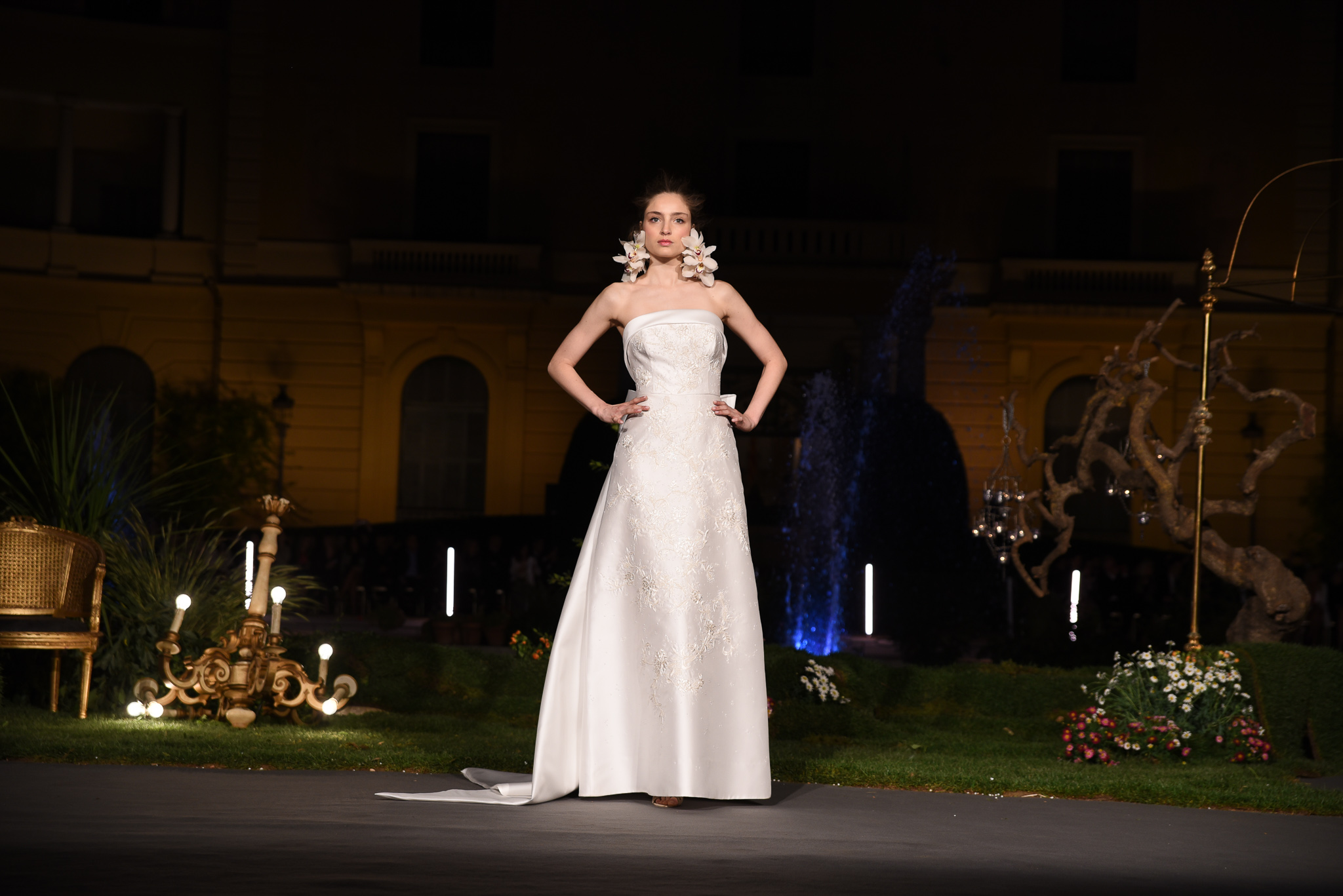 Marchesa VBBFW novia