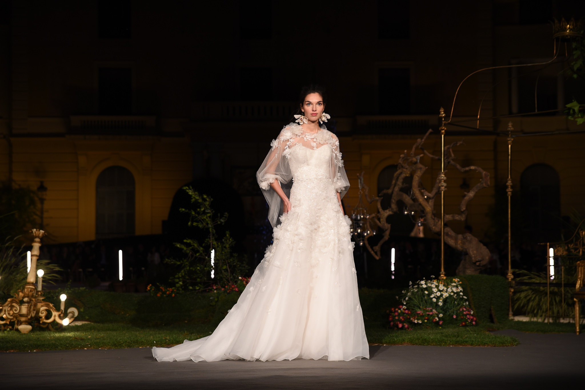 Marchesa VBBFW novia