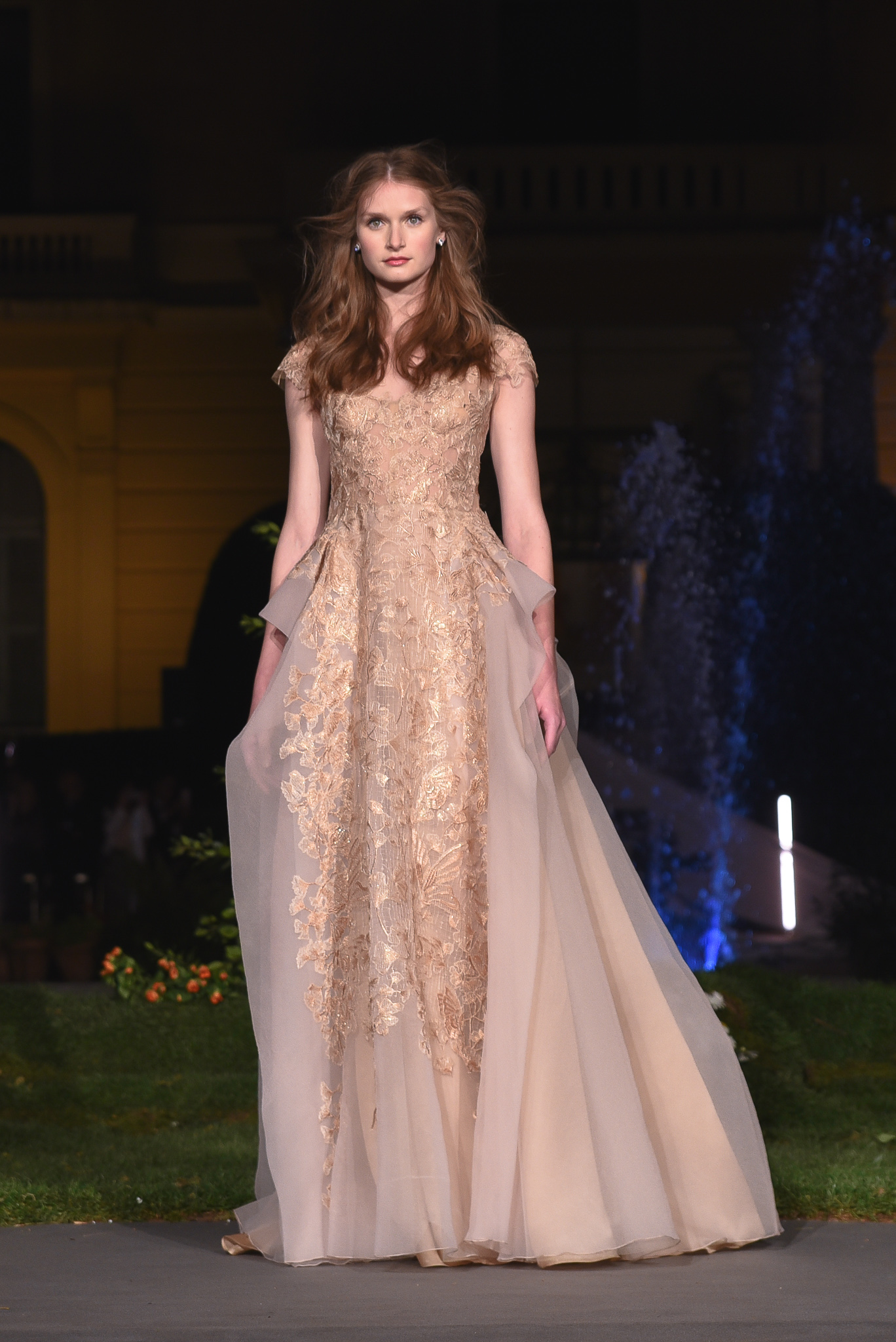 Marchesa VBBFW novia